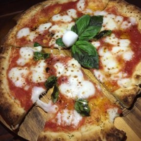 Gluten-free cheese pizza from Prova Pizzeria